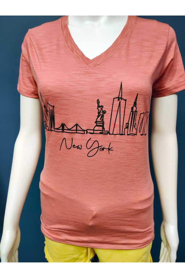 Vneck Tshirt NY Skyline