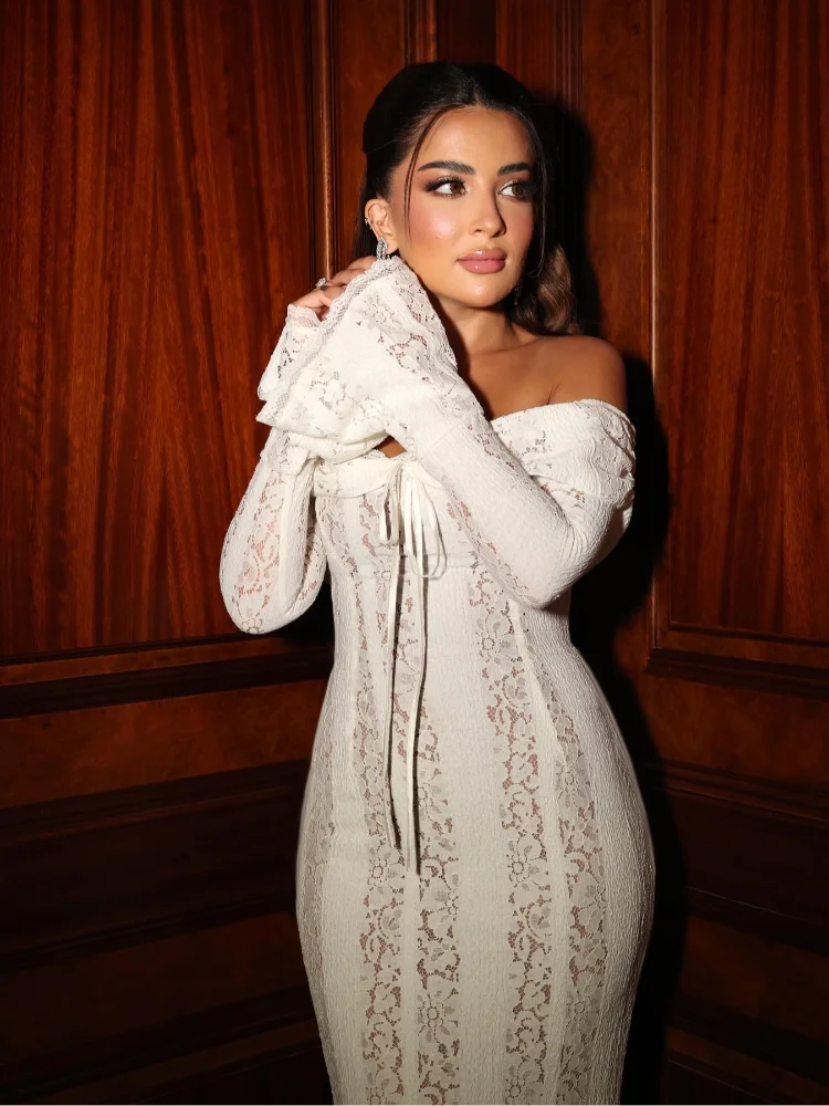 Mary Lace Maxi- Ivory